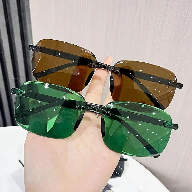 Rimless Stylish Trendy Sunglas - Gaming Accessories Rack recension och pris
